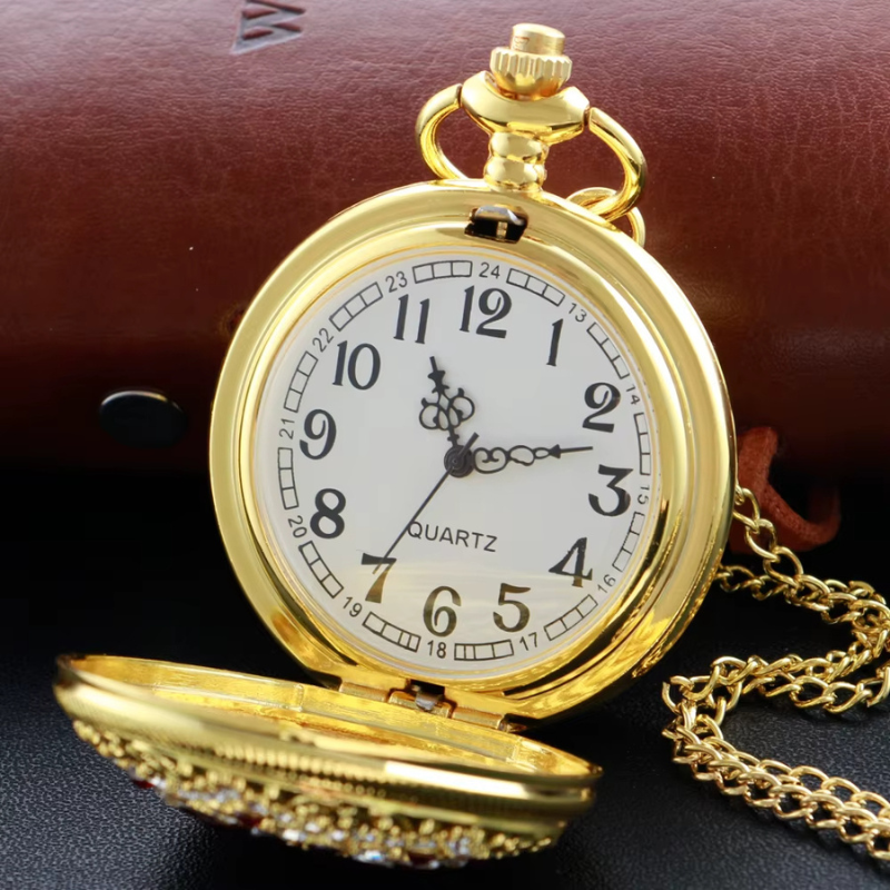 Montre à Gousset Femme Dorée à Pierre Rouge