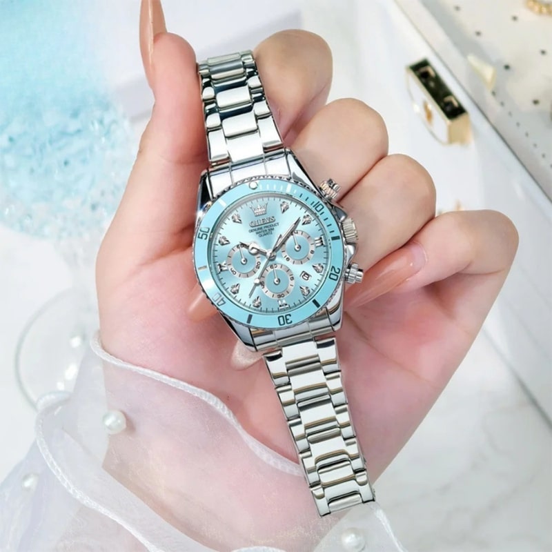 Montre Chronographe Femme Cadran Bleu Glacier & Finitions Chromées