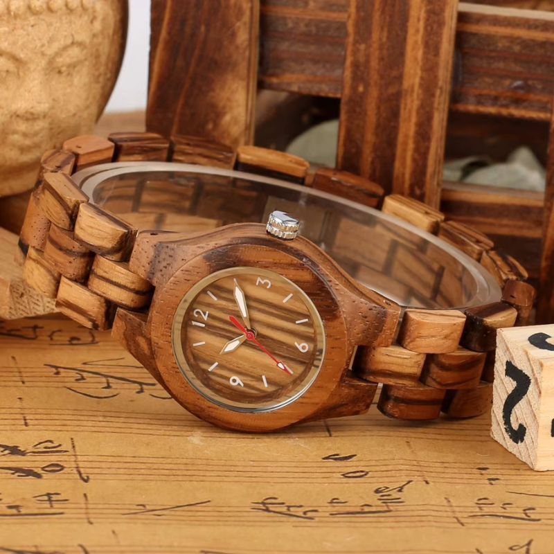 Montre en Bois Femme Bambou Naturel Minimaliste