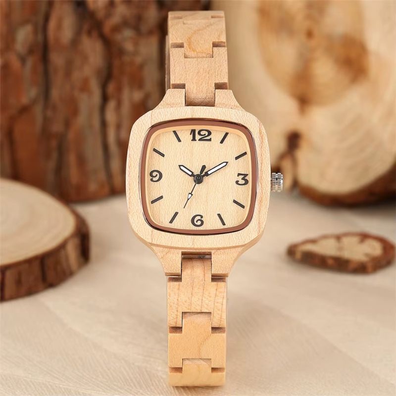 Montre en Bois Femme Cadran Carré Boîtier Naturel