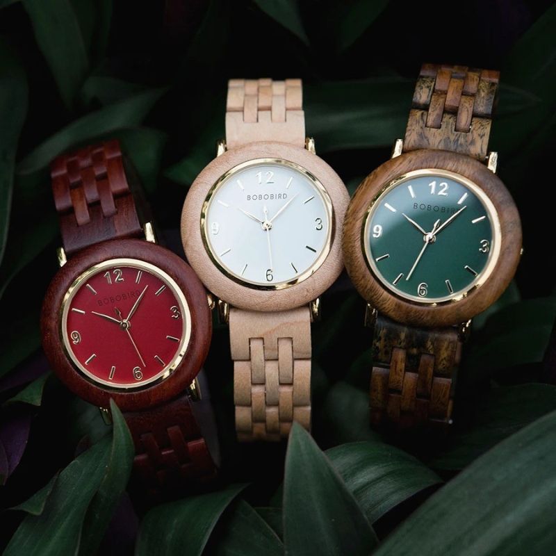 Montre en Bois Femme Cadran Épuré Coloris Naturels