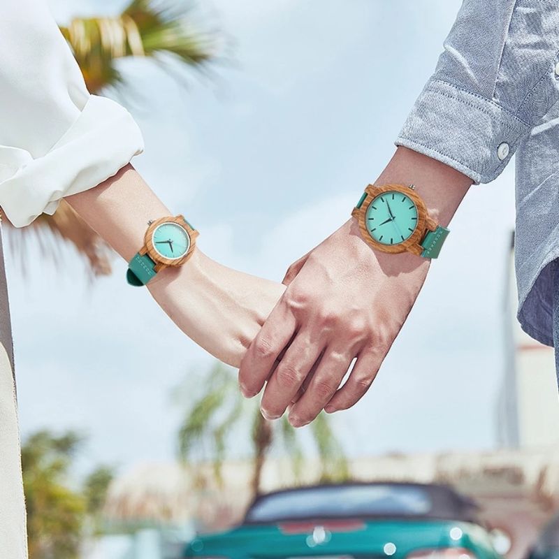 Montre en Bois Femme Cadran Turquoise Boîtier Naturel