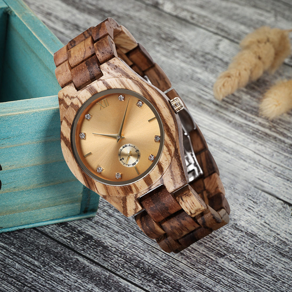 Montre en Bois Femme Naturel Cadran à Brillants