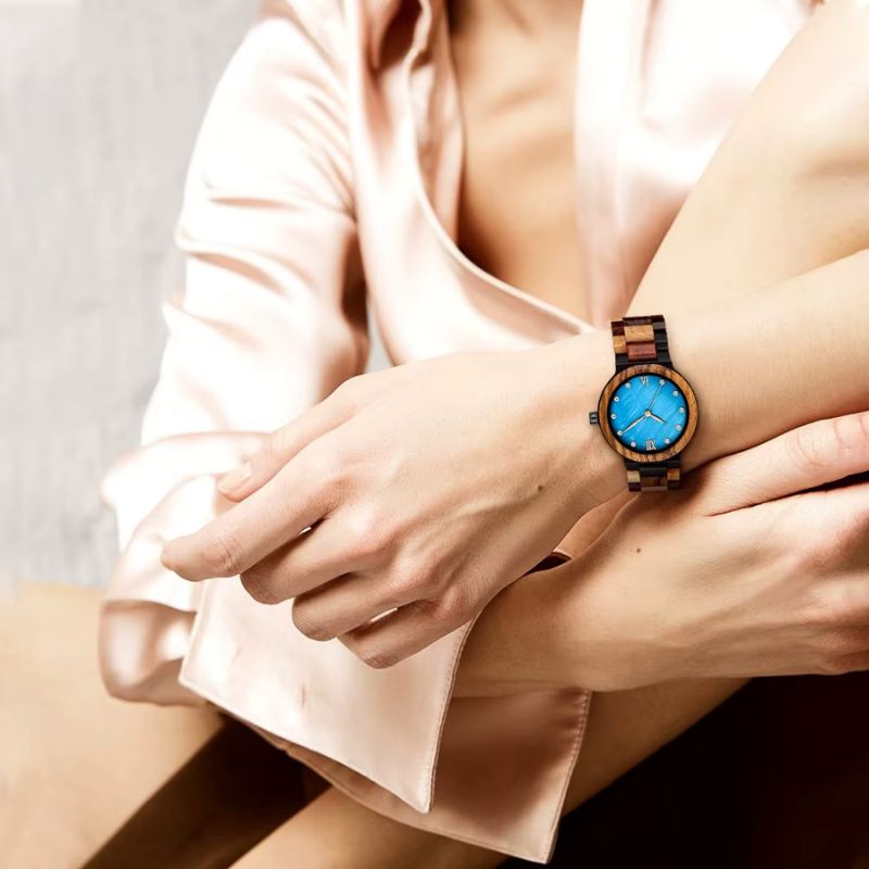 Montre en Bois Femme Patchwork de Bois Chic