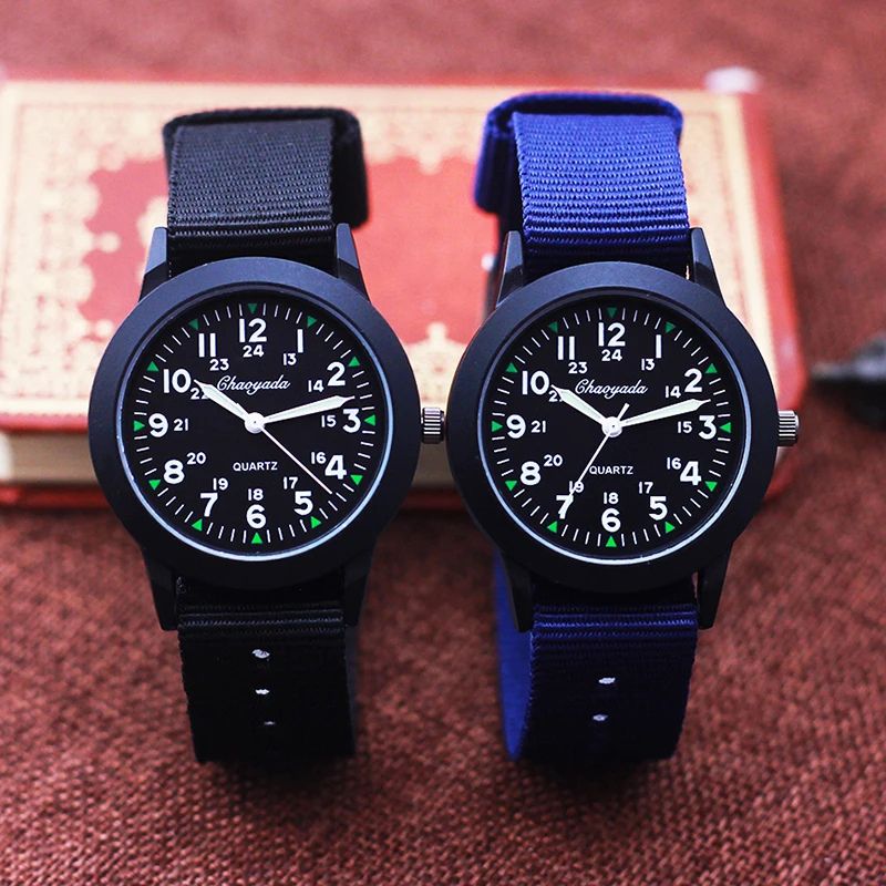 Montre enfant garçon à bracelet nylon – Cadran clair et pratique