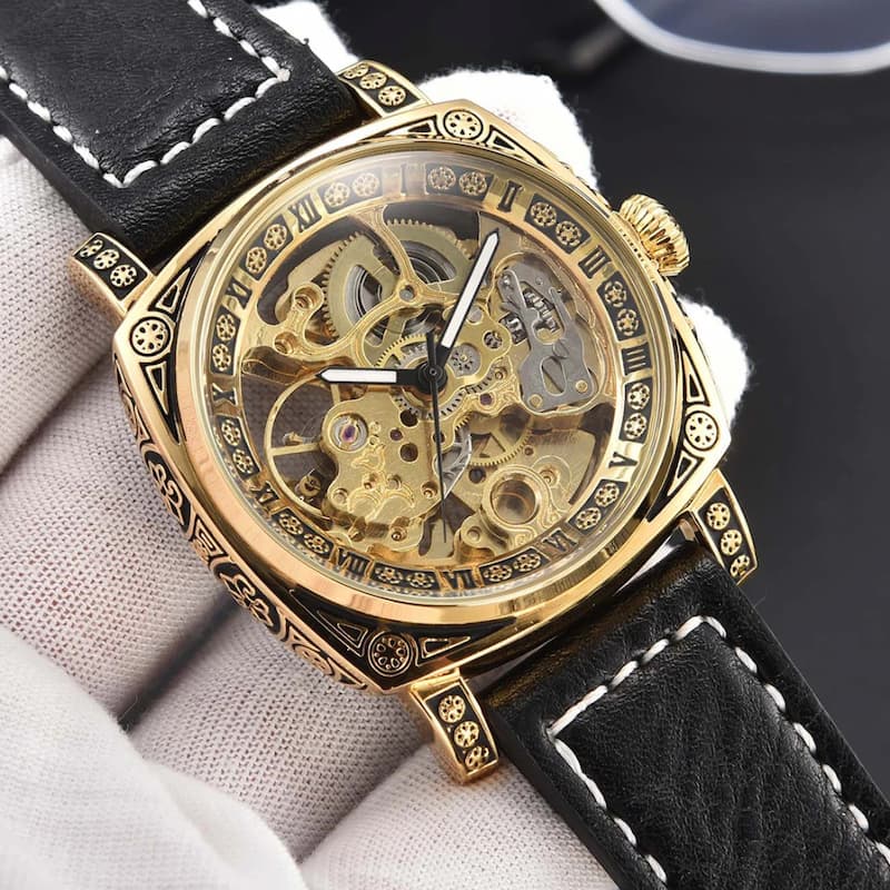 Montre Squelette Homme Automatique Design Gravé