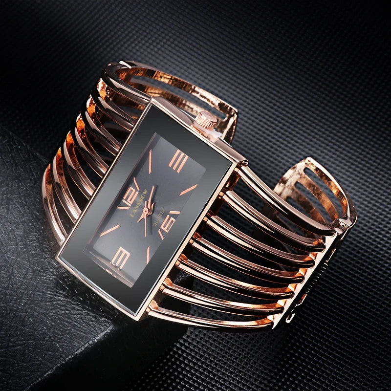 Montre Vintage Femme Jonc Ajouré Cadran Rectangulaire
